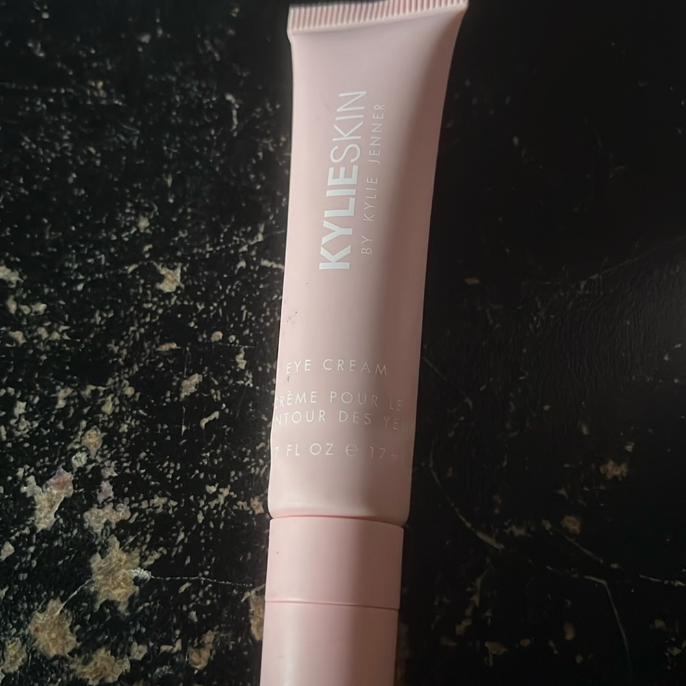 kylie skin eye cream